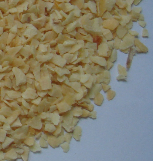 Grade B with Root Normal Color Dried Garlic Flakes